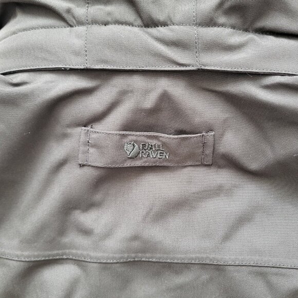 Fjallraven Nuuk Parka in Deep Forest Green Men's Size XL - Picture 11 of 14